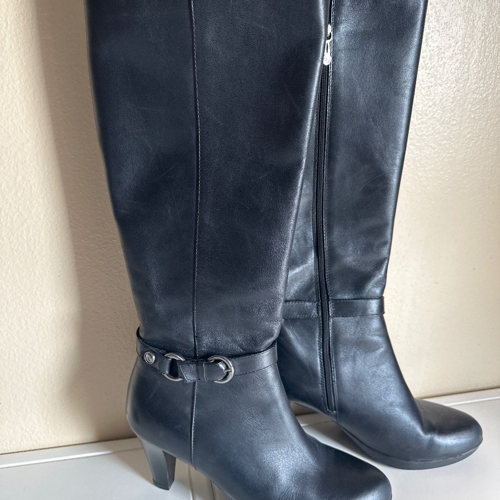 Plan a Blondo Women’s size 81/2 boots